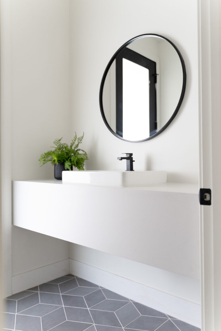 Custom Bathroom - Hollyhock