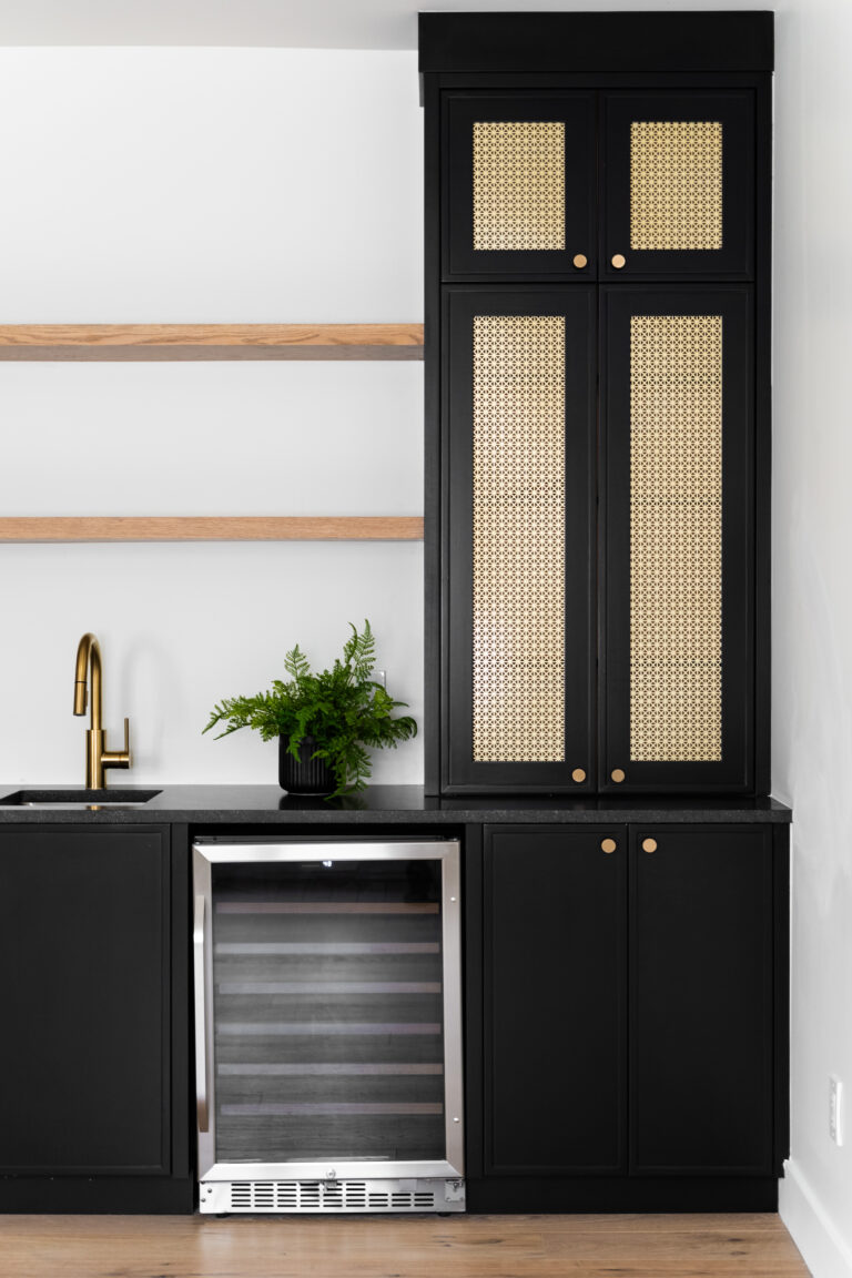 Custom Bar - Hollyhock