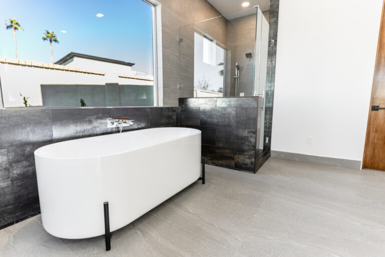 Custom Bathroom Tub - Cochise